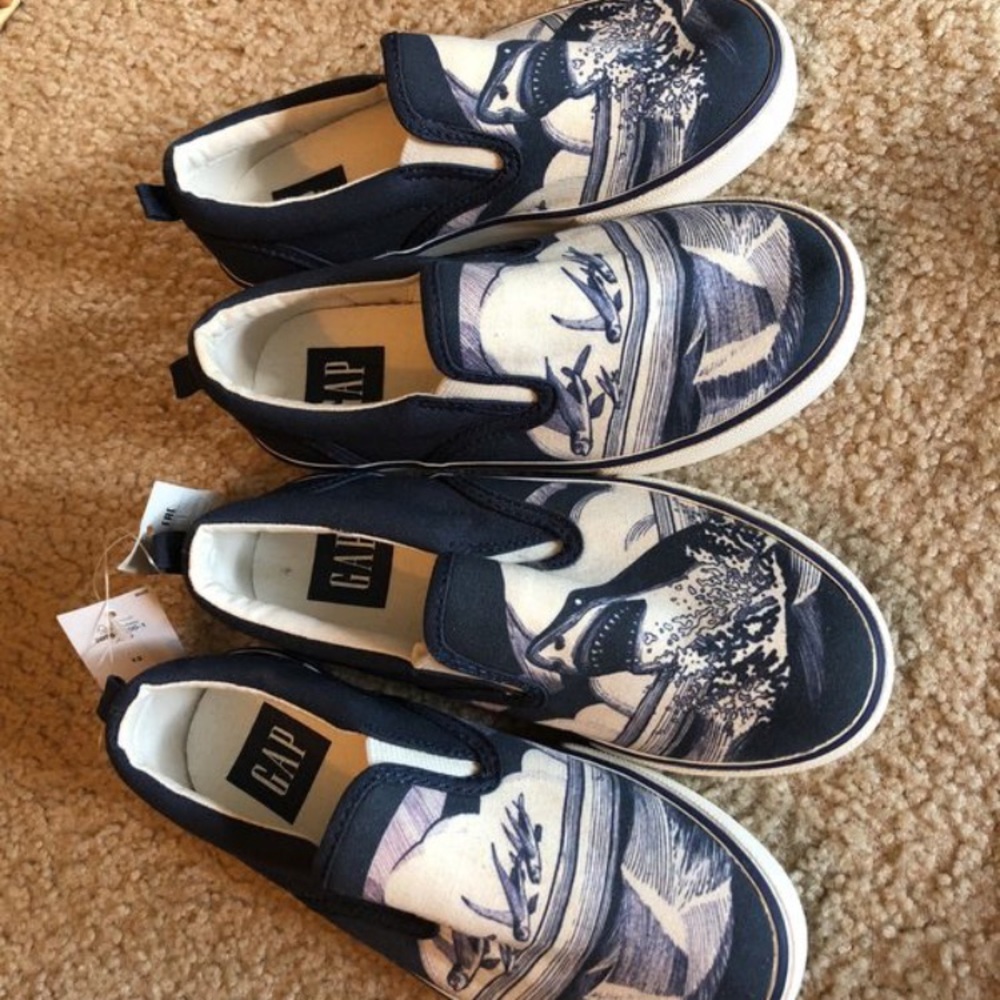 Super cute shark boat shoes! Size 13